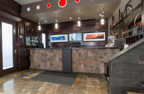 Castlegar Hotel | Sandman Hotel Castlegar