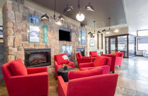 Castlegar Hotel | Sandman Hotel Castlegar