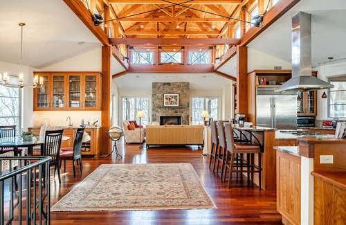 Valley Forge House | Secluded Amish post and beam custom-built home w/hot tub at Valley Forge Park