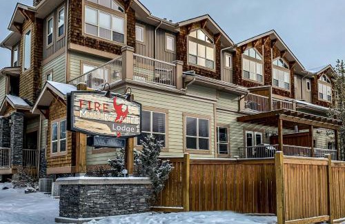Canmore House | Spacious Mountain 2 Bedroom with Hot tub managed by Little Sister Getaways