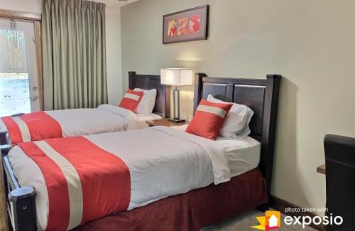 Canmore House | Spacious Mountain 2 Bedroom with Hot tub managed by Little Sister Getaways