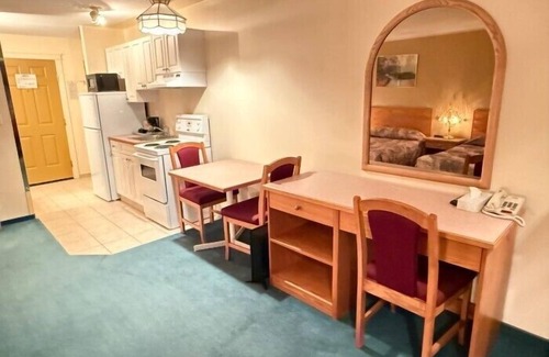 Red Deer Hotel | Western Budget Plus Red Deer East