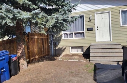 East Kootenay Apartment | 1 bdrm 716 23a ave n unit Cn