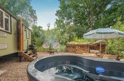 Rampton Other | 1 Bed in South Leverton oc-w42682