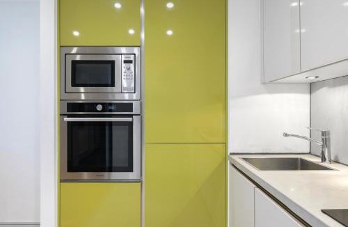 Wembley Central Apartment | 1-Min to Wembley Station, Walk to Stadium