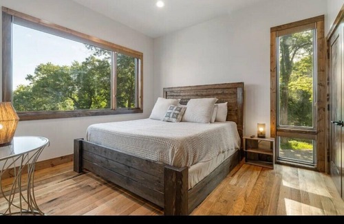 Afton House | 10-20% off Thru April! Modern Lakeside Home w/ Hot Tub & Firepit!