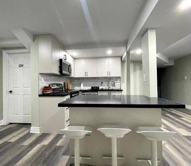 Thorold Bed & Breakfast | 1000 m² Bed and breakfast ∙ 2 bedrooms ∙ 6 guests
