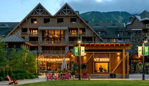 Stowe Area Resort | 1315 - Studio - Lodge At Spruce - Stowe Mt Resort - Ski in Ski out - Sleeps 4