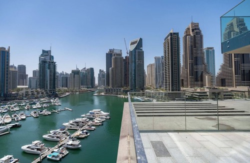 Dubai Marina Apartment | 1607 - Marina Gate - 2 · Pool view with balcony Marina Gate/Beach-JBR-Mall