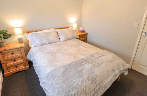 Frampton House | 17 KINGS COURT, pet friendly, character holiday cottage in Kirton