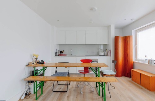 Finsbury Park Apartment | 1BD Flat with Direct City Access, Finsbury Park