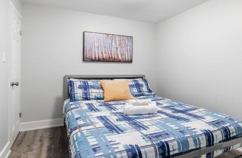 Central Hamilton Apartment | 1BR Condo on James Street North
