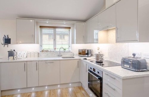 Stanton by Bridge Ski Chalet | 2 Bed in Derby (oc-78581)