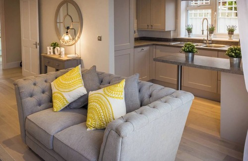 Freshwater Cottage | 2 bedroom accommodation in Freshwater, Colwell Bay