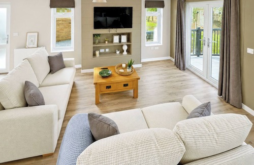 Sawley Ski Chalet | 2 bedroom accommodation in Market Bosworth, near Nuneaton