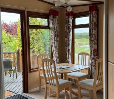Frampton Resort | 2 bedroom lodges lake view and terrace