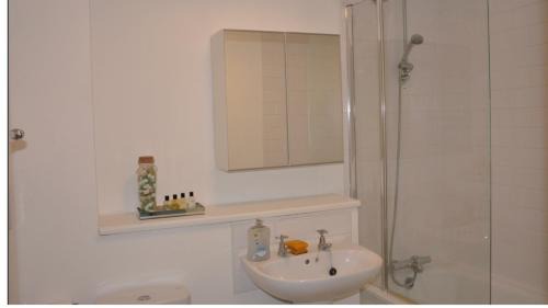 Central Milton Keynes Apartment | 2 bedroom modern apartment