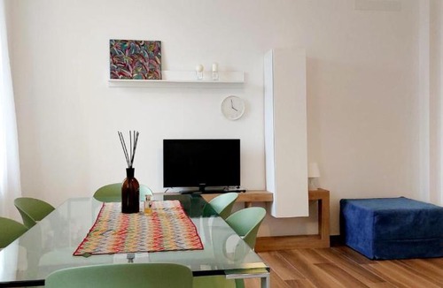 Morosolo Apartment | 2 steps from the Lake by kibilù Affitti Brevi