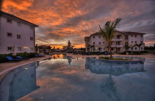 Dominicus Apartment | 2BR, 2BA, Beachfront With View - 62