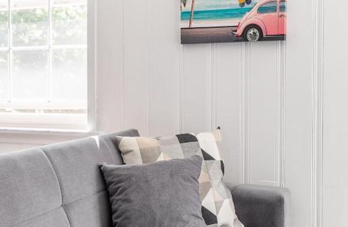 Beasley Apartment | 2BR Apt with Netflix - Close to Parks & Shopping