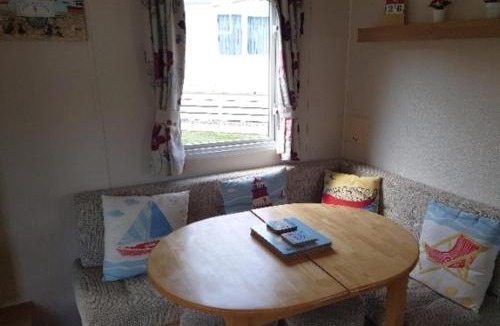 Bembridge House | 3 Bed Caravan-Sleeps 8-Pets-Onsite Pools-Parking