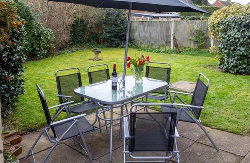 Edwinstowe House | 3 Bed Family-Friendly house at Sherwood Forest