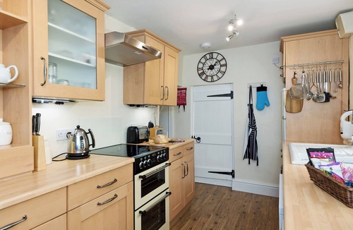 Twywell Cottage | 3 bedroom accommodation in Denford, near Thrapston