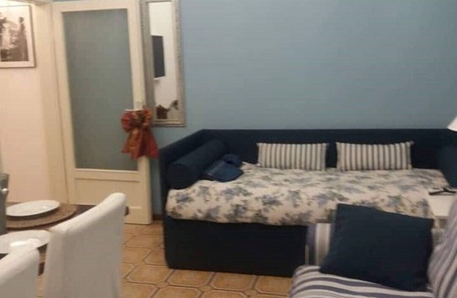 Albate Apartment | 3 Bedroom Apartment in Como