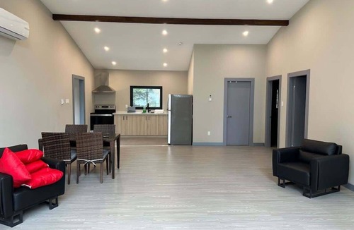 Lakefield Cabin | 3-bedroom Lakefront Villa #9