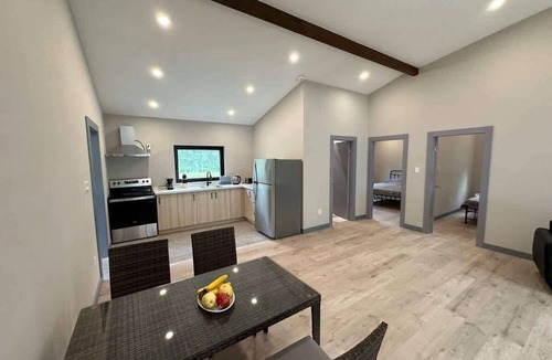 Lakefield Cabin | 3-bedroom Lakefront Villa #9