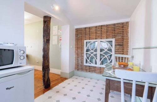 Boavista Apartment | 3 Spacious Flats w/Jacuzzi & Garden by HostWise