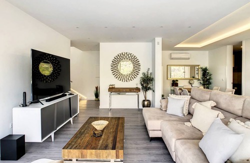 Tabua Villa | 300 m² Villa ∙ 4 bedrooms ∙ 8 guests