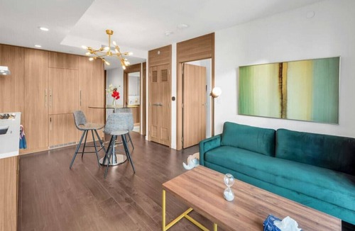 Southeast False Creek Condo | {30Days+} SCORPIO PALACE - COZY, MORDEN & LUXURY