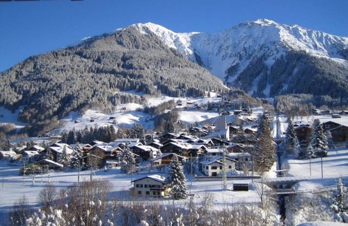 Klosters Platz Apartment | 3½-Zimmerwohnung by Interhome