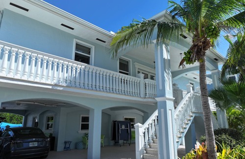 Twin Lakes House | 3Bd 3 baths 75 dock. Bay & Ocean access, Walking distance to John Penney camp