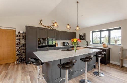 Irnham House | 4 Bed in Irnham oc-k38998