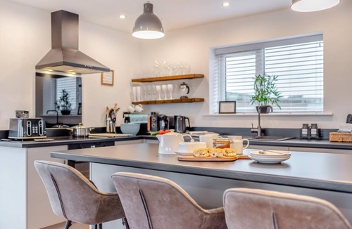 Pleasley Cottage | 4 Bed in Pleasley Vale (oc-c30857)