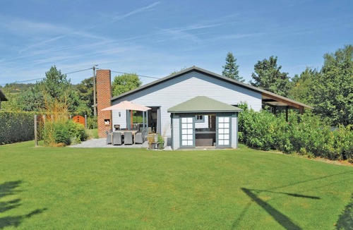 Somme-Leuze House | 4 bedroom accommodation in Somme-Leuze