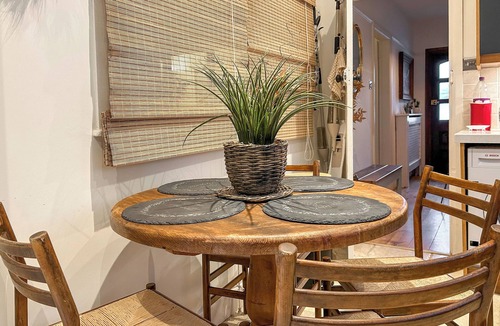 West Bridgford Cottage | 4 bedroom accommodation in West Bridgford, near Nottingham