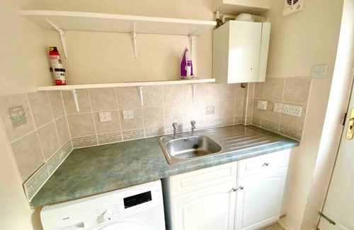 Yeading House | 4 room 3-bath Contractor accommodation London