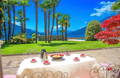 Domaso Apartment | 4-room apartment with pool, terrace, sunbathing area and lake access