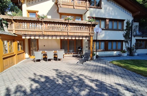 Klosters Dorf Apartment | 4½-Zimmerwohnung by Interhome