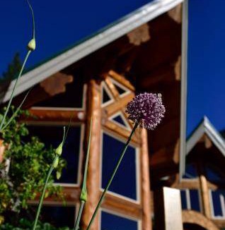 Harrison Hot Springs Bed & Breakfast | 42 m² Bed and breakfast ∙ 3 guests