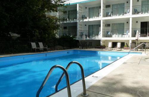 Vernon Hotel | 420 m² Hotel ∙ 2 bedrooms ∙ 8 guests