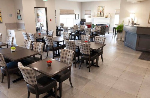 Moncton Hotel | 49 m² Motel ∙ 127 guests