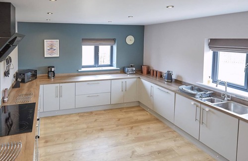 Dunholme Cottage | 5 bedroom accommodation in Dunholme, near Lincoln