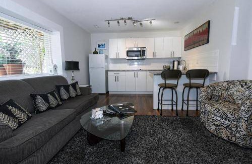 Central Okanagan Bed & Breakfast | 51 m² Bed and breakfast ∙ 4 guests