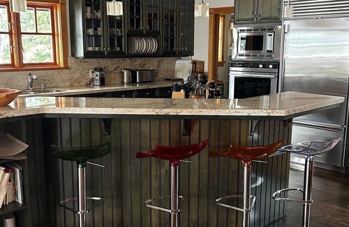 Whistler Cay Estates House | 5BR/ 4 Bathrm, Gorgeous Monthly Rental on Palmer Drive, w/ hot tub, games room