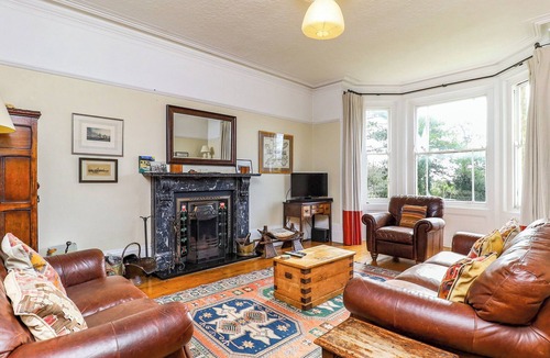 Brading Cottage | 6 bedroom accommodation in Brading, near Sandown