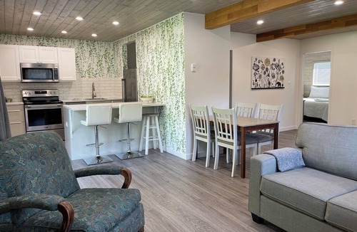 Sooke Cottage | 6 Cottage Units with Waterfront and Beach Access - Sleeps up to 20 Guests